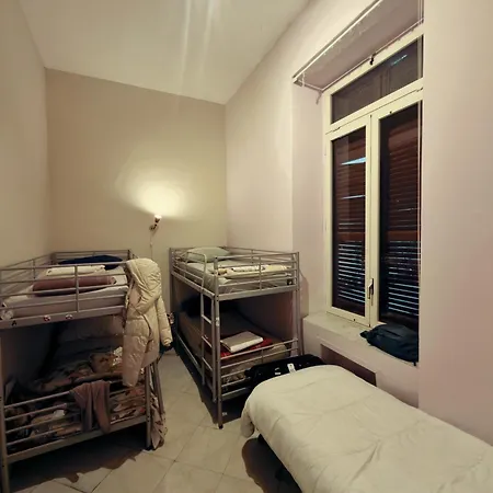 Naples Pizza Hostel-2